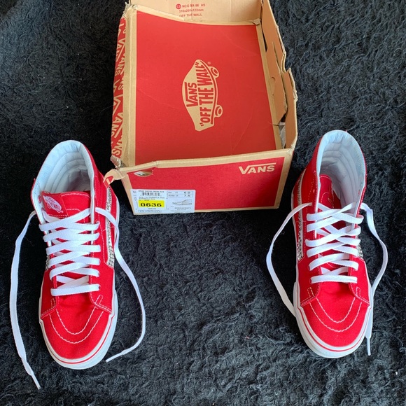 formula red vans